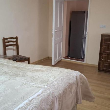 Valodia Guest House In Mestia Zewnętrze zdjęcie